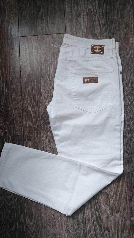 Nohavice cavalli, 32