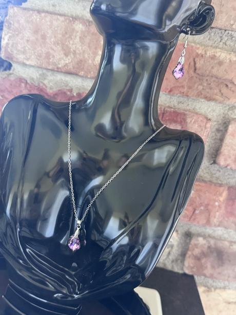 Set náušnice + retiazka s príveskom,