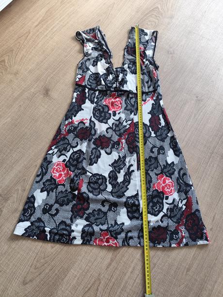 Dievčenské šaty, veľkosť 38, 38