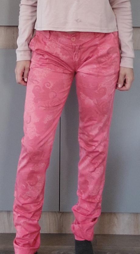 Latkové nohavice, m