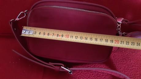 Predám mini tašku na plece., 