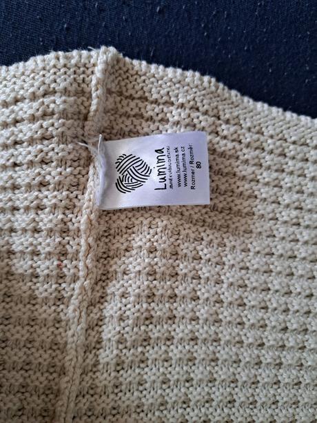 Svetrík macko s ušami ako nový, 80