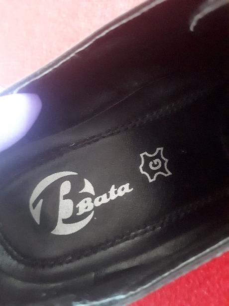 Kožené kvalitné topánky baťa, baťa,37