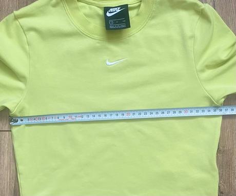 Nike crop top, nike,s