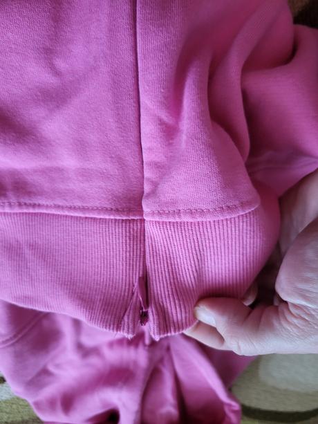 Mikina + doporučené poštovné, gate,42