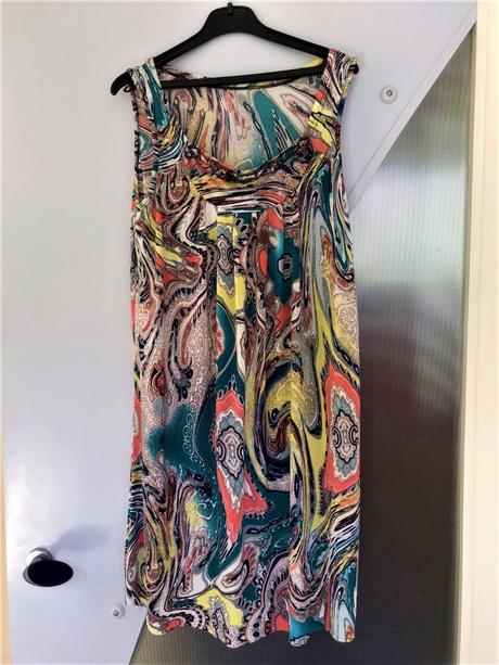 Voľné letné šaty, l