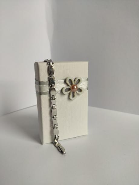 Strieborný náramok z chirurgickej ocele,