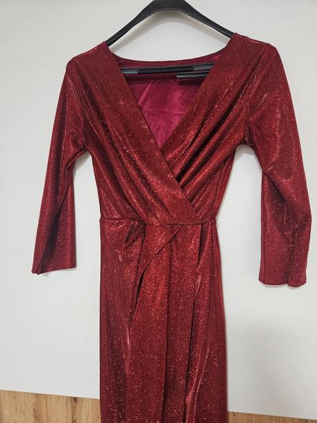 Lesklé šaty, s