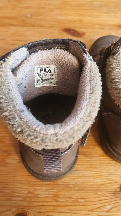 Zimne topanky, fila,23