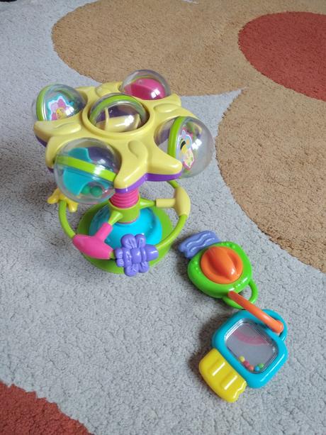 Rôzné hračky pre bábätká, 