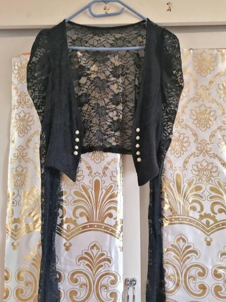 Čipkované bolerko, s