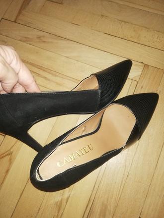 Elegantne lodicky camaieu, 37