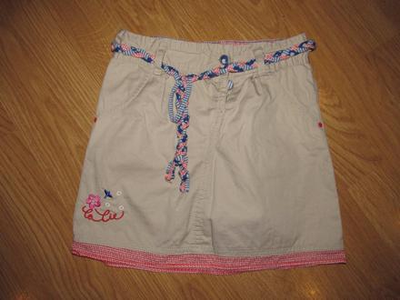 Béžová sukňa v. 110, 110