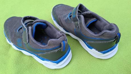 Tenisky ľahučké blikajúce, lupilu,30