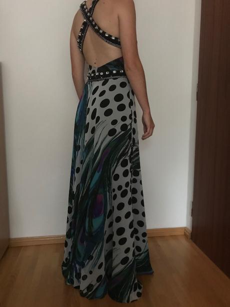 Spoločenské šaty, 36