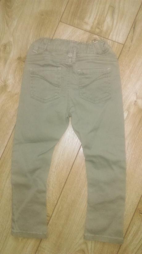Rozne nohavice, c&a,92