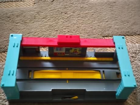 Rc dráha vláčik thomas a vláčiky tomica 85413,