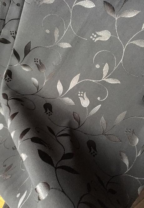 Spoločenské šaty, 40