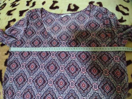 Lahka buzka malo nosena so zaujimavym vzorom, camaieu,l