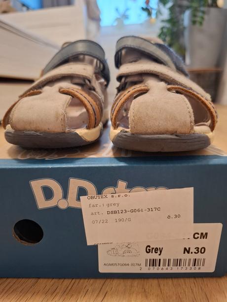 Predám chlapčenské sandále dd step 30, d.d.step,30