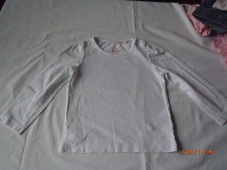 Biele tričko, lupilu,92