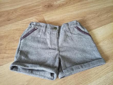 Hrubšie šortky, f&f,104