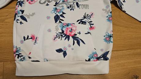 Mikina kvetinová c&a 122-128, c&a,122