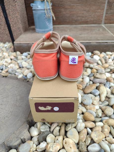 Mylash papučky č. 28 - široká rada (mám 2 páry), 28