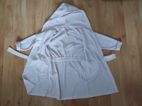 Dievčenský župan, 128