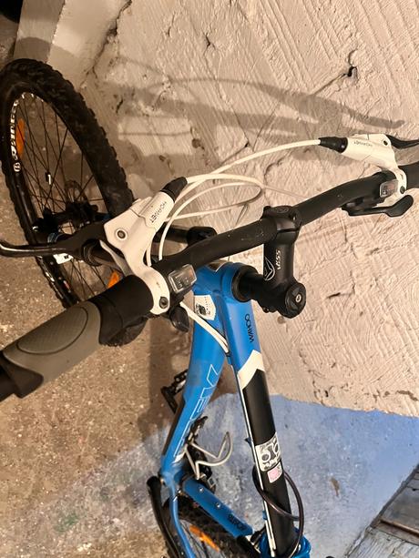 Horský bicykel trek wahoo, super stav, 18