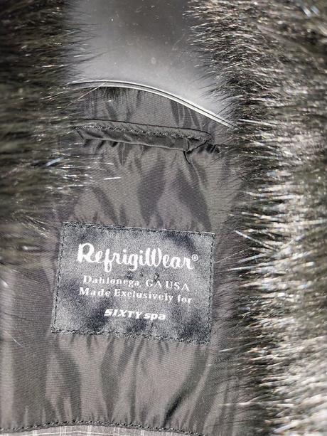 Zimna vetrovka s kozusinkou, s