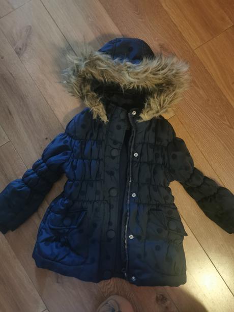 Balík oblečenia, 86–98