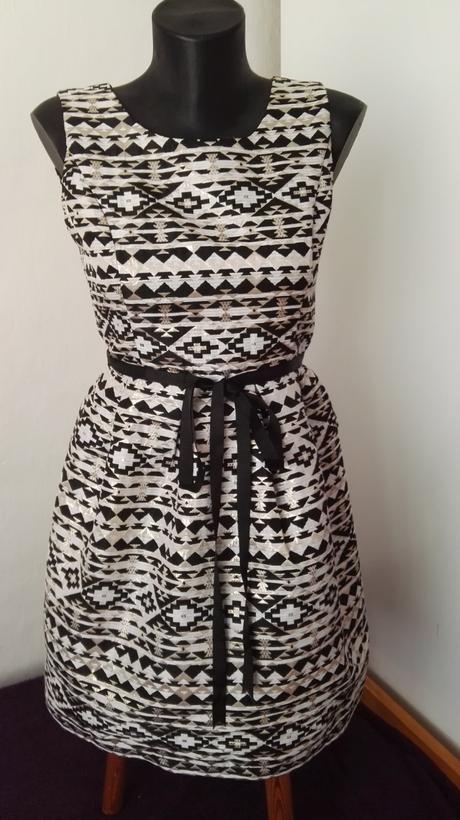 Spoločenské šaty, s