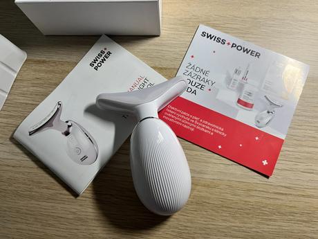 Swiss power led light therapy, 