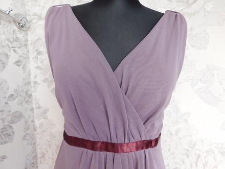 Luxusne pekne šaty, 44