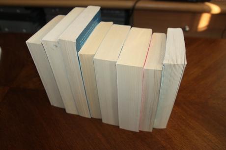 8 románov v angličtine,