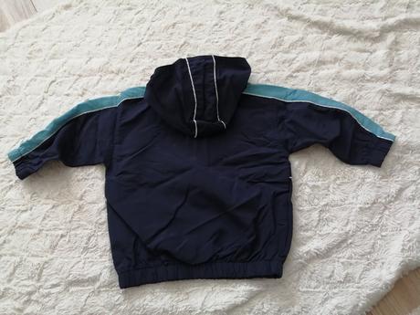 Tenká šustiakova bundička, 80