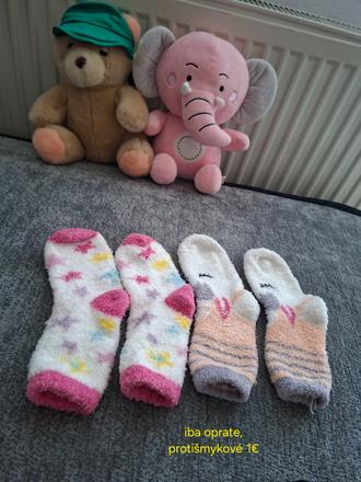 Protišmykové ponožky, 23