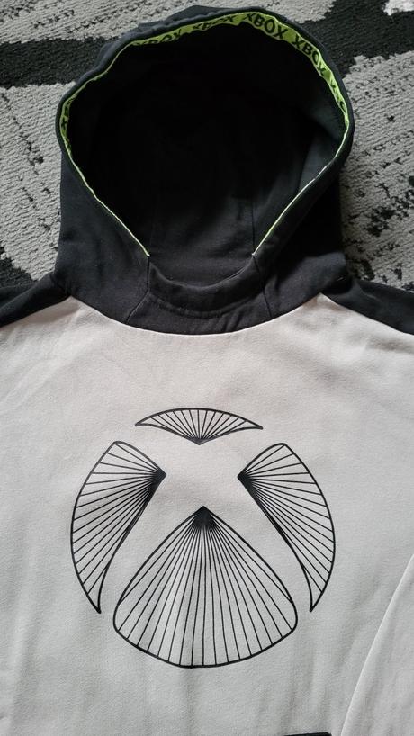 Mikina x-box, f&f,152