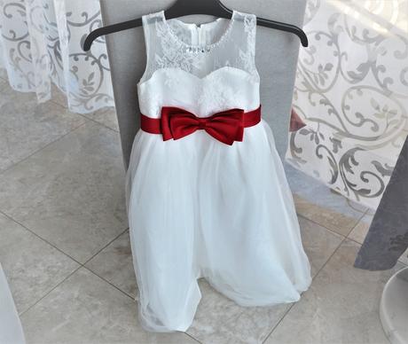 Spoločenské šaty pre dievčatko-110/116, 110