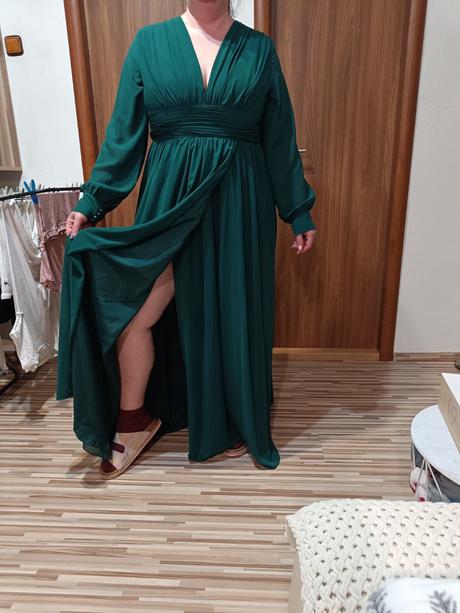 Krásne zelené šaty veľkosť 46, 46