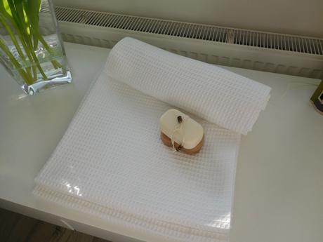 Vaflová bavlna - uteráky-140 x 70 cm, nové, 