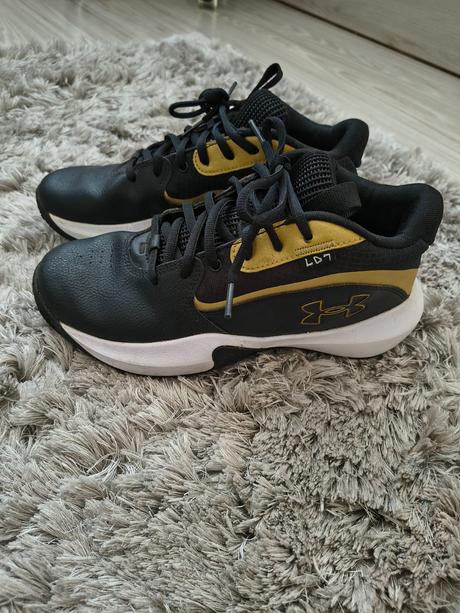 Tenisky 3x obuté, under armour,40