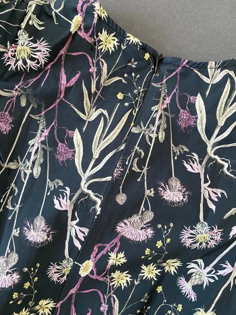 Kvietkovaná blúzka, reserved,34