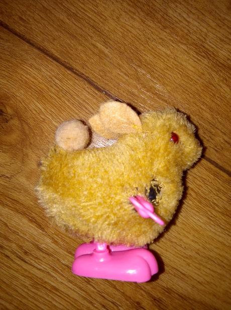 Posuvajuci sa zajko na motorcek,