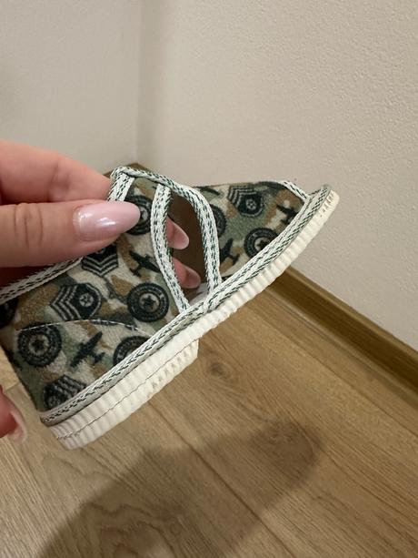 Detské papuče, manik,22