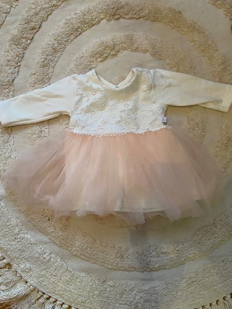 Šaty na krst, svadbu, oslavu, 74