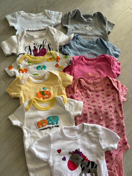 Body s krátkym rukavom, 56