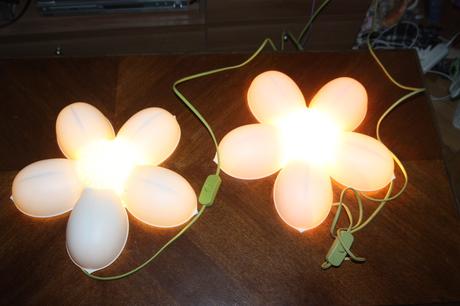Ikea lampa biely kvet  2 ks, 