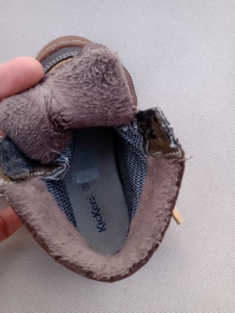 Topanky kickers s postovnym doporuc., kickers,24